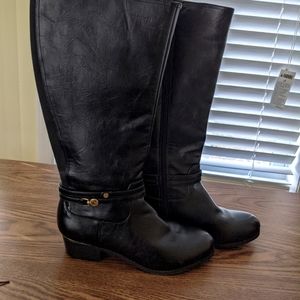Liz Claiborne Knee high boots wide width wide calf